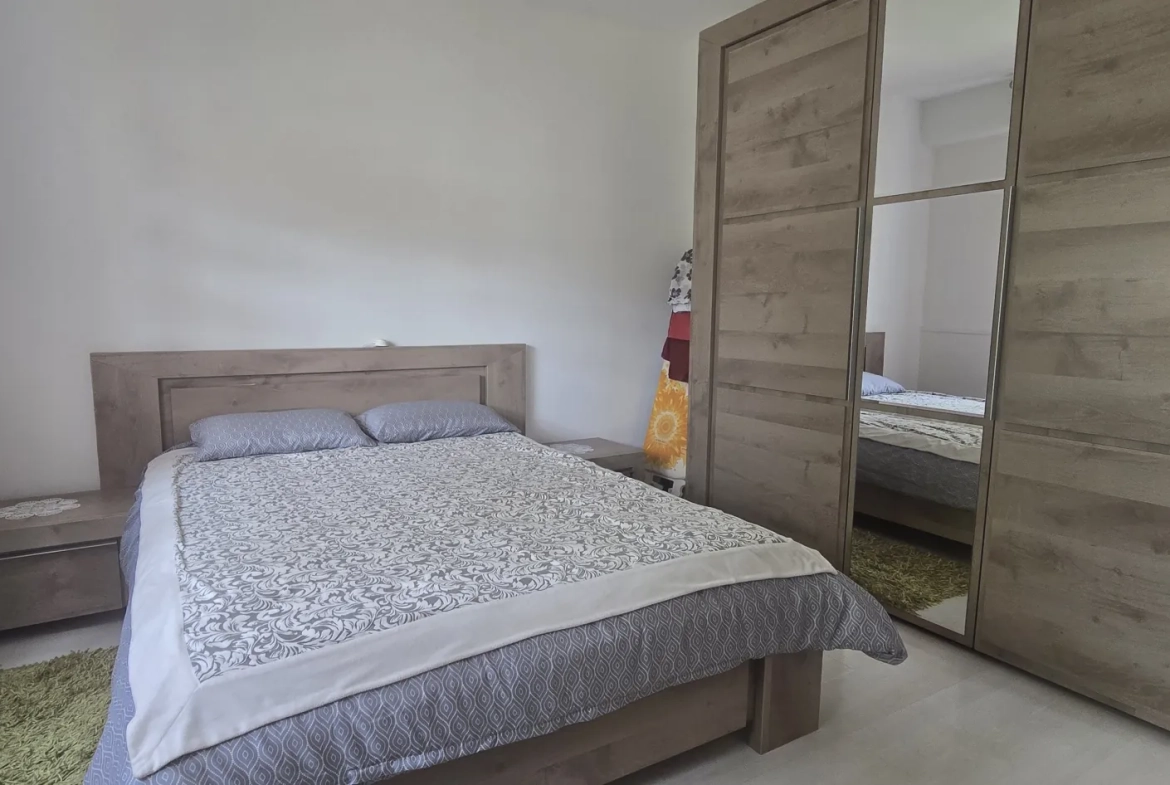 Maison de ville avec grange à Châtillon-Coligny, rare opportunité d'investissement 