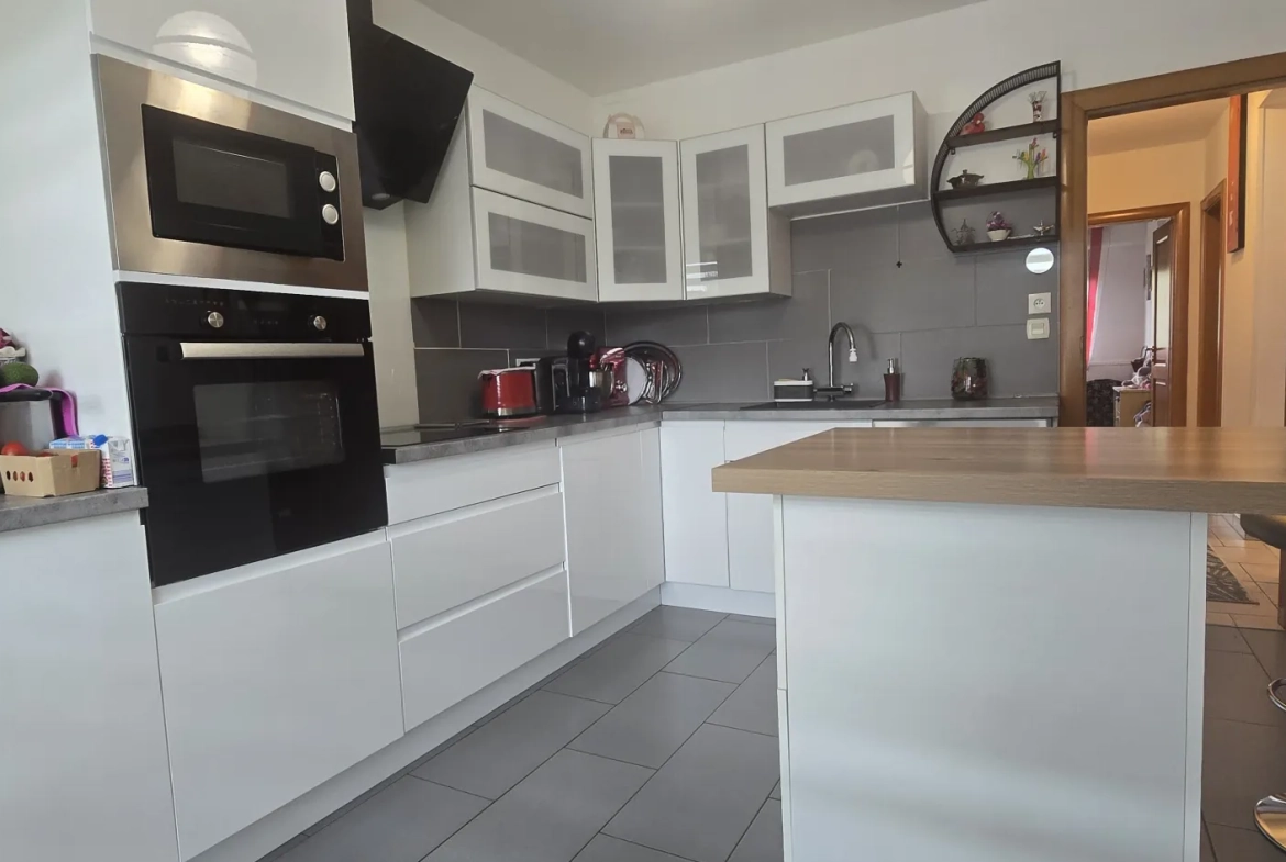 Maison de ville avec grange à Châtillon-Coligny, rare opportunité d'investissement 