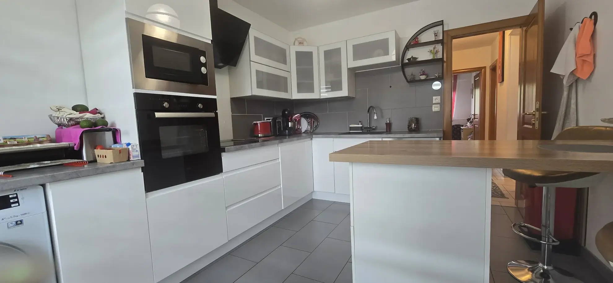 Maison de ville avec grange à Châtillon-Coligny, rare opportunité d'investissement 