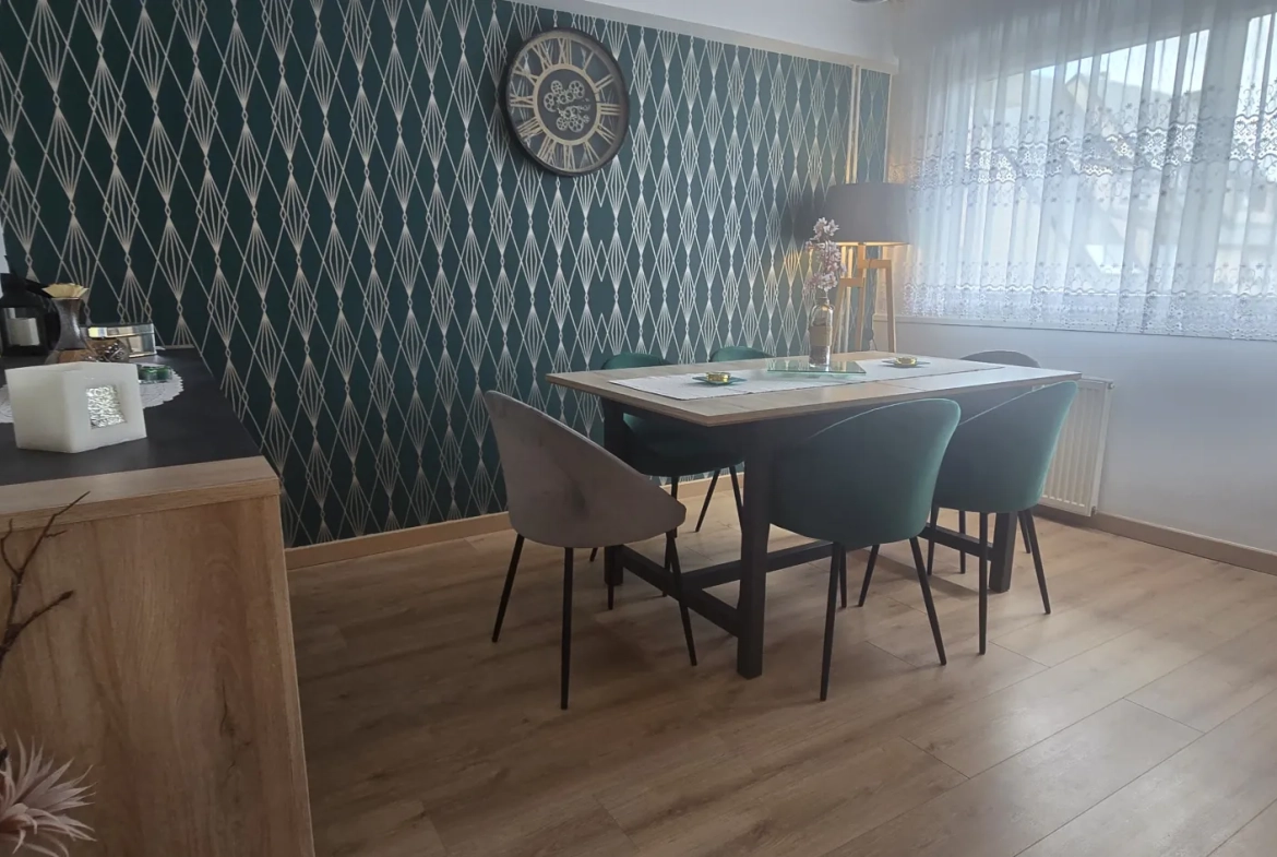 Maison de ville avec grange à Châtillon-Coligny, rare opportunité d'investissement 