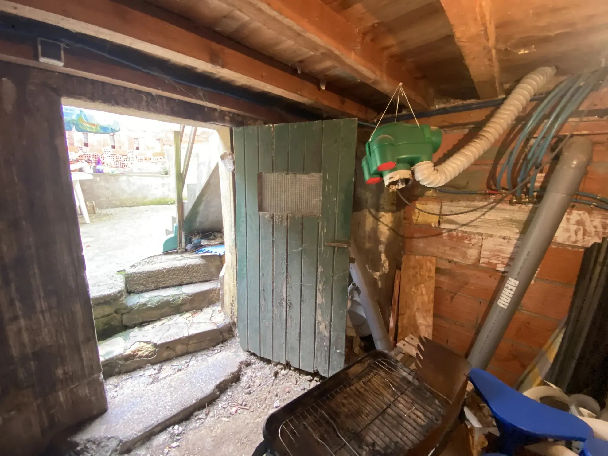 Maison de ville T3 de 73 m² avec cour et cave à La Réole 