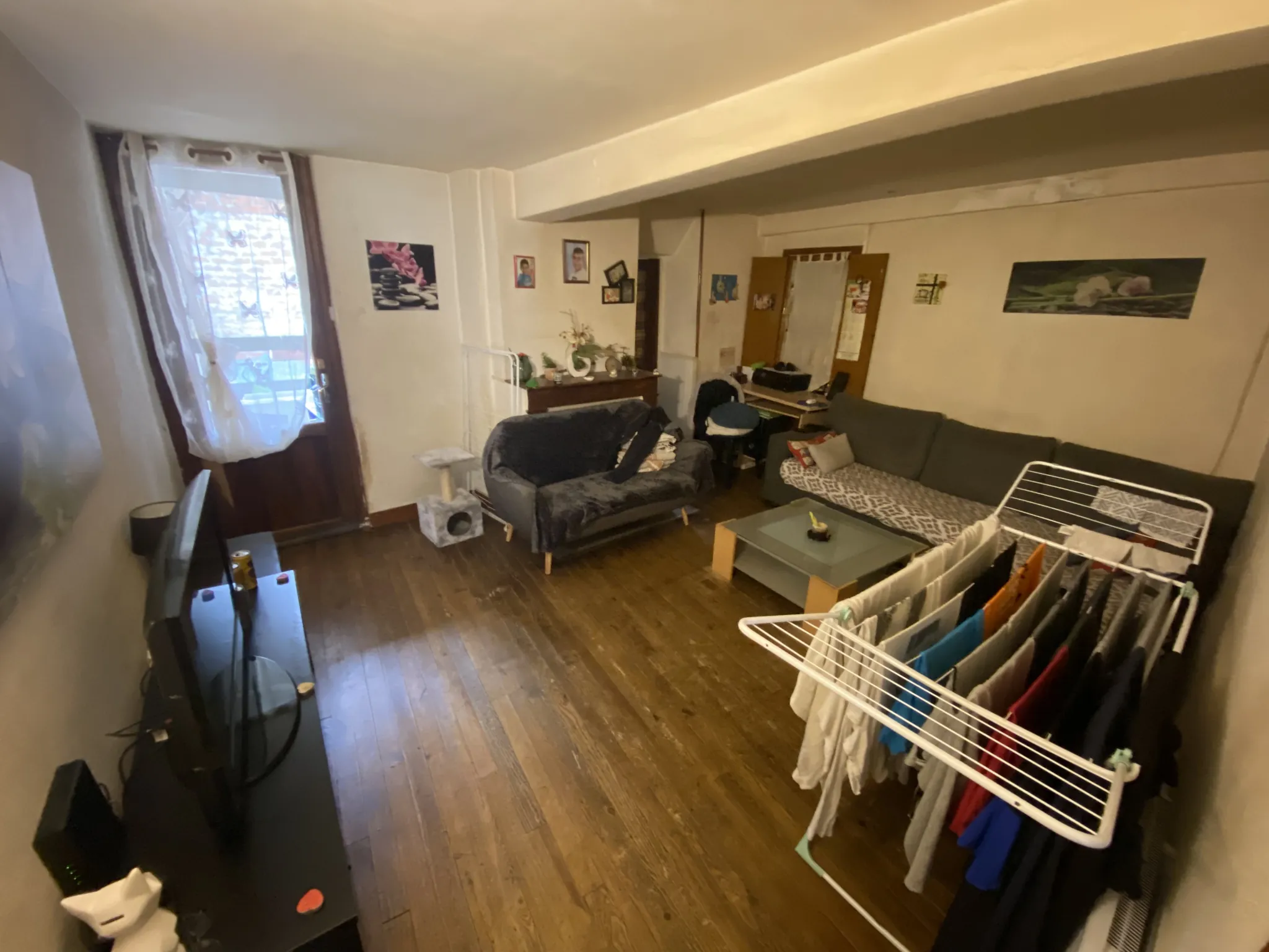 Maison de ville T3 de 73 m² avec cour et cave à La Réole 