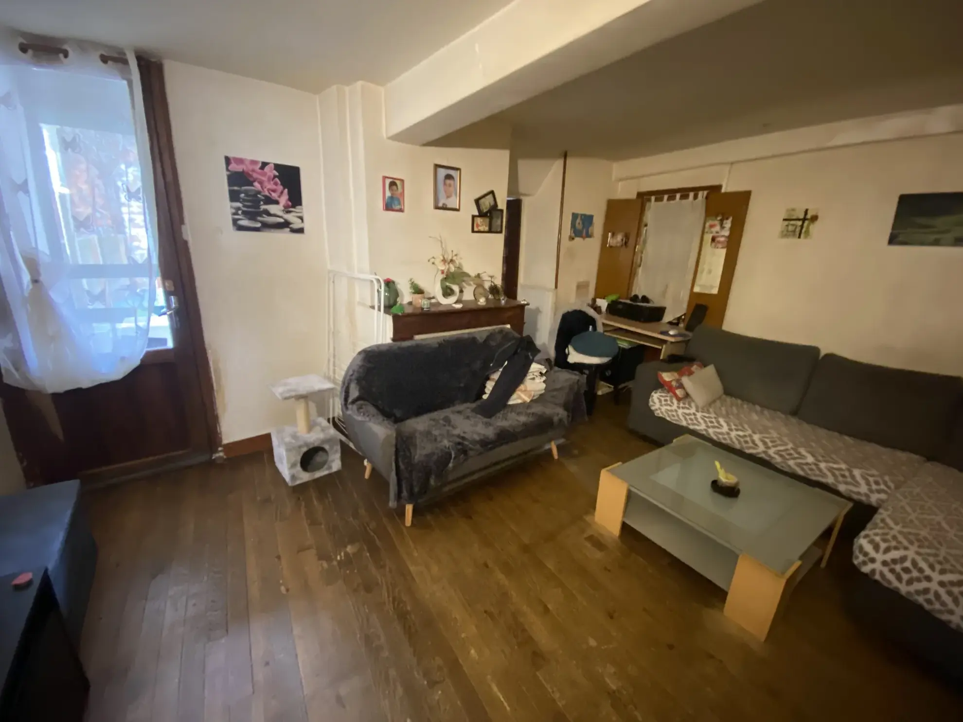 Maison de ville T3 de 73 m² avec cour et cave à La Réole 