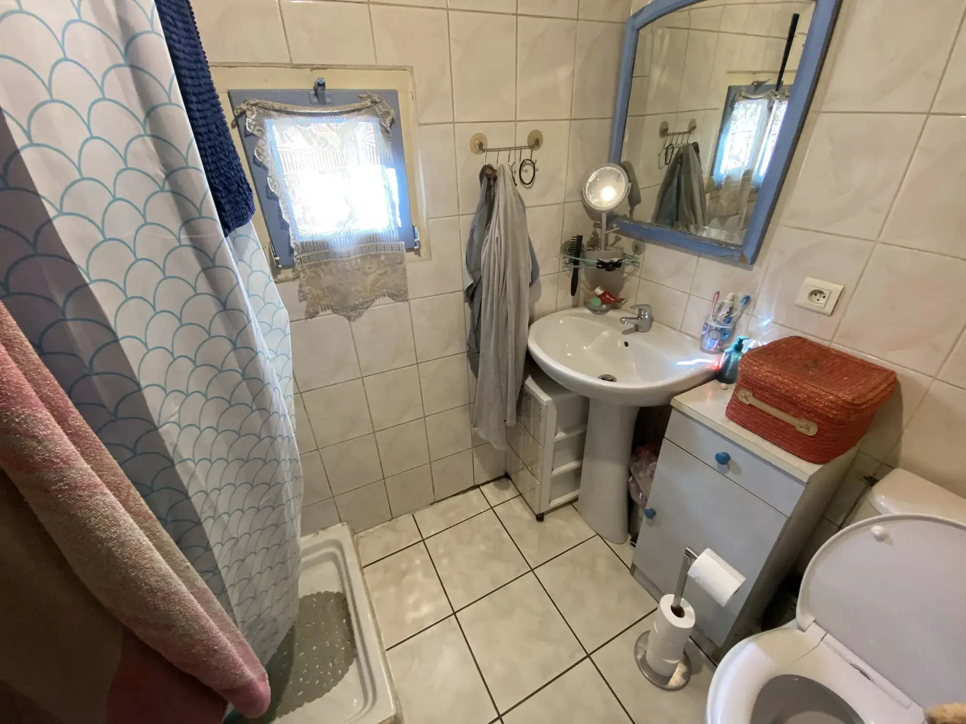 Maison de ville T3 de 73 m² avec cour et cave à La Réole 