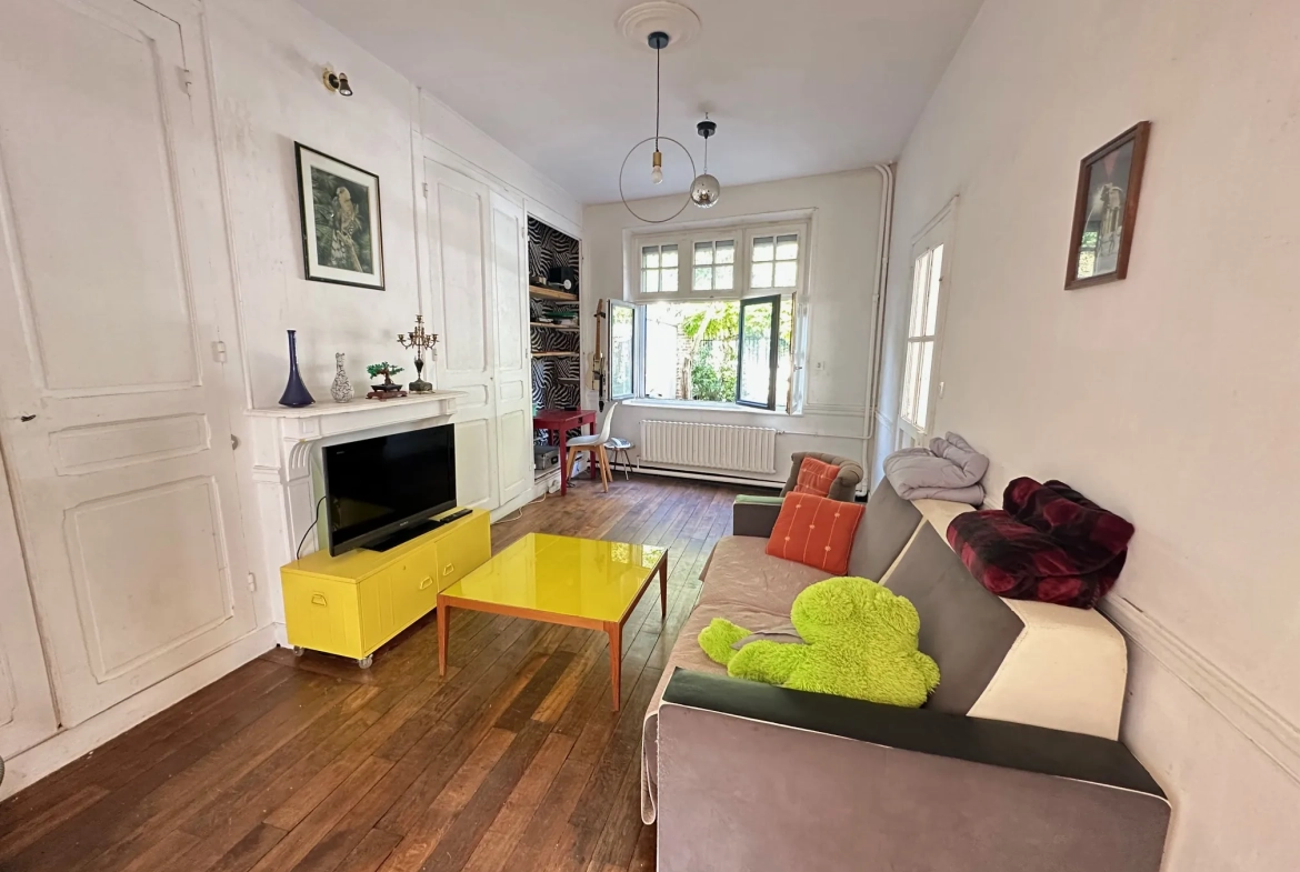 Maison à vendre à Amiens, quartier Saint Maurice avec jardin, terrasse et 4 chambres 