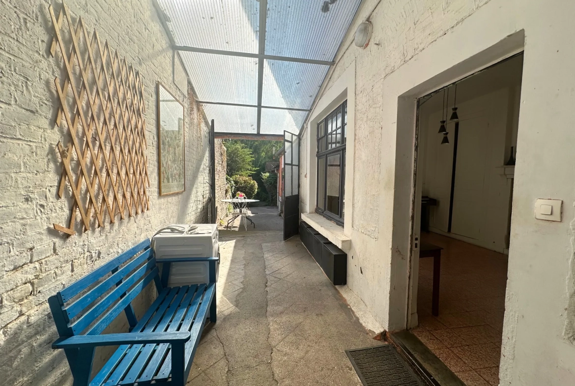 Maison à vendre à Amiens, quartier Saint Maurice avec jardin, terrasse et 4 chambres 