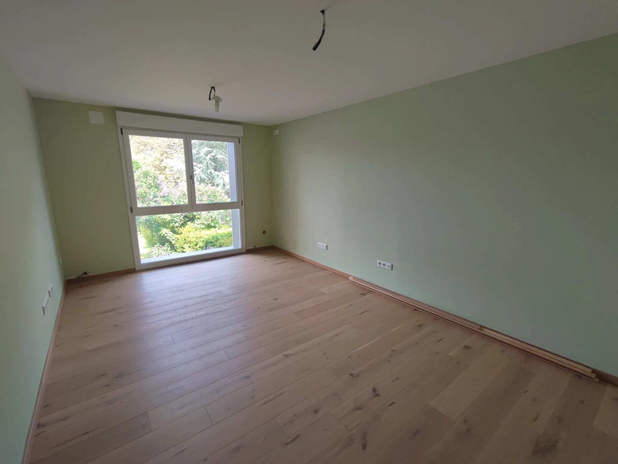 Maison de ville récente 210 m² avec terrain à Voujeaucourt 