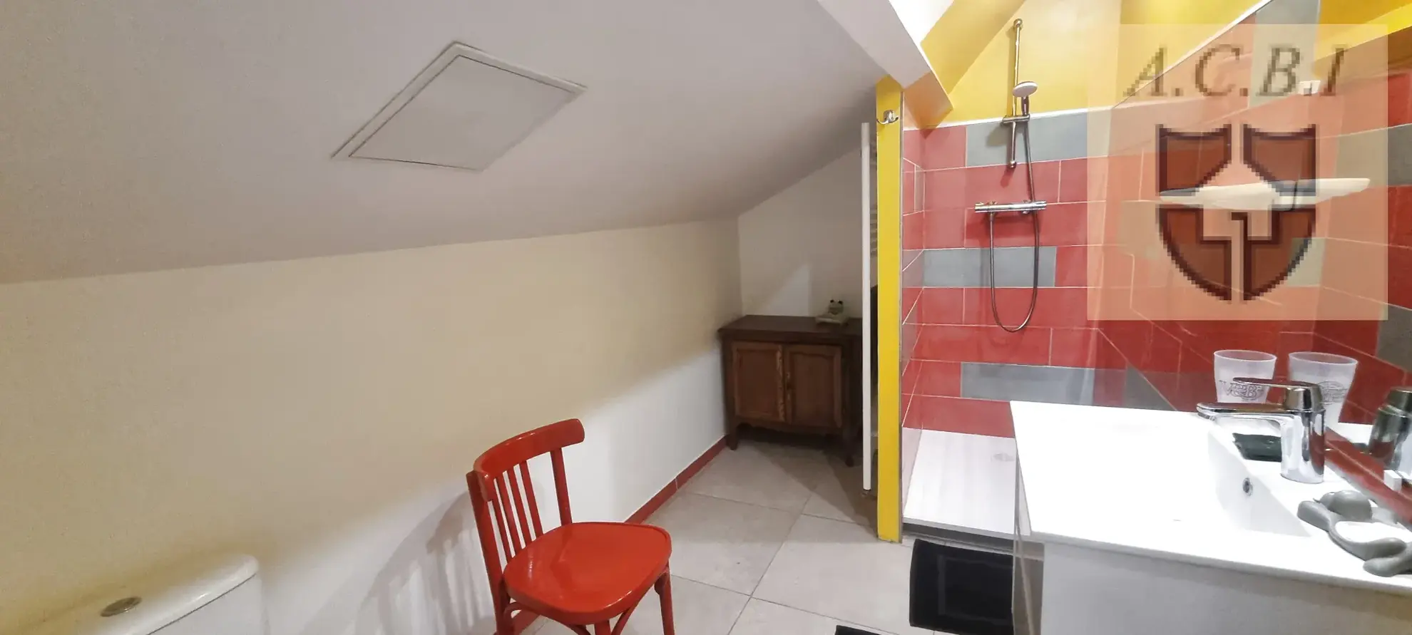 Longère en bord du Loir avec jardin, proche de Vendôme – Charme et authenticité 