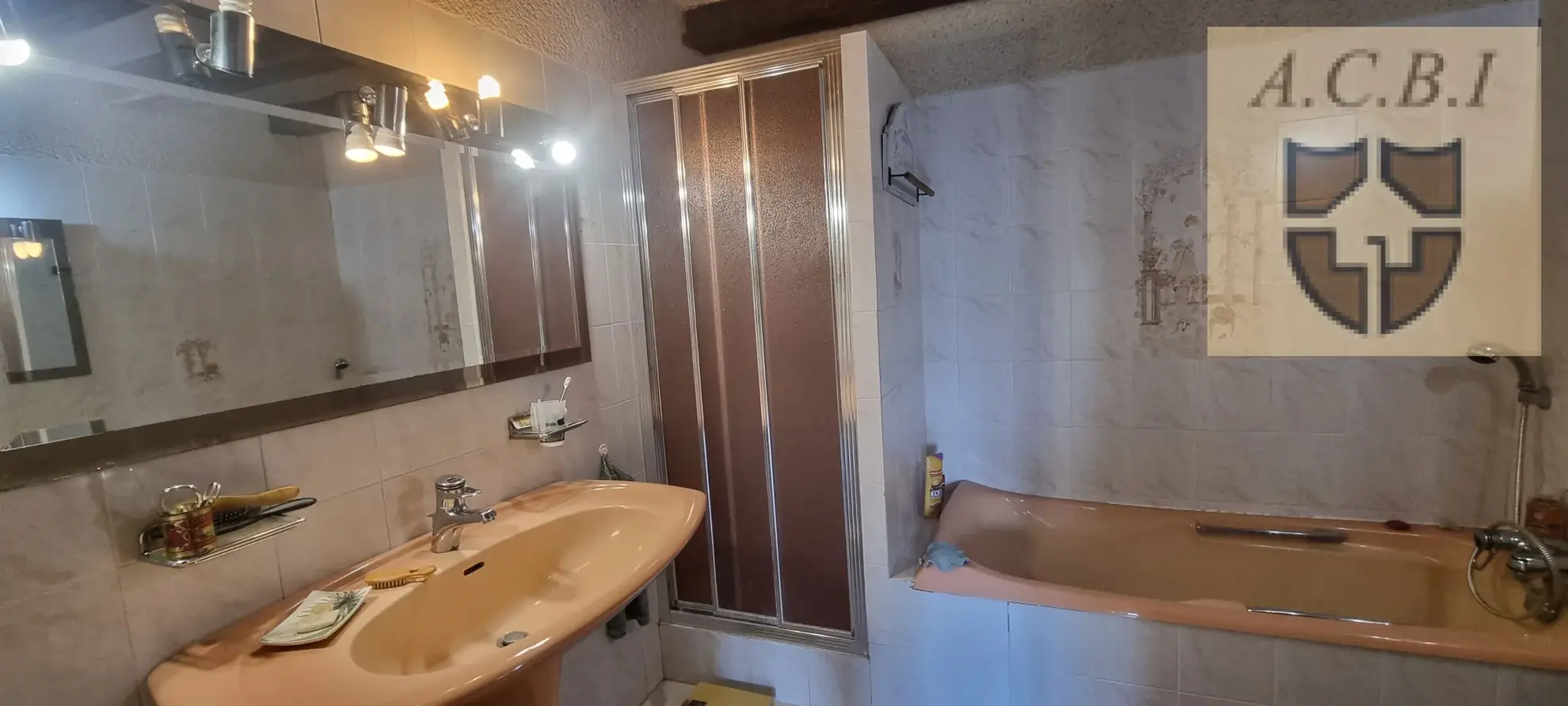 Longère en bord du Loir avec jardin, proche de Vendôme – Charme et authenticité 