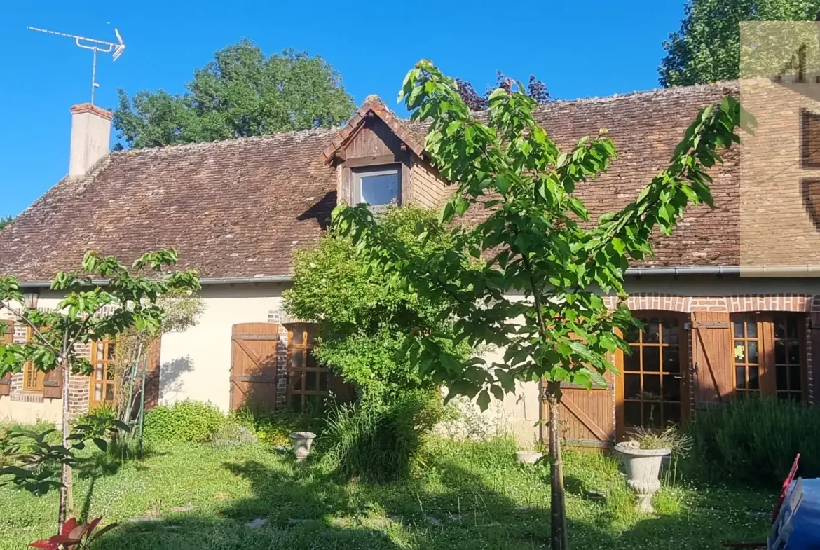 Longère en bord du Loir avec jardin, proche de Vendôme – Charme et authenticité 