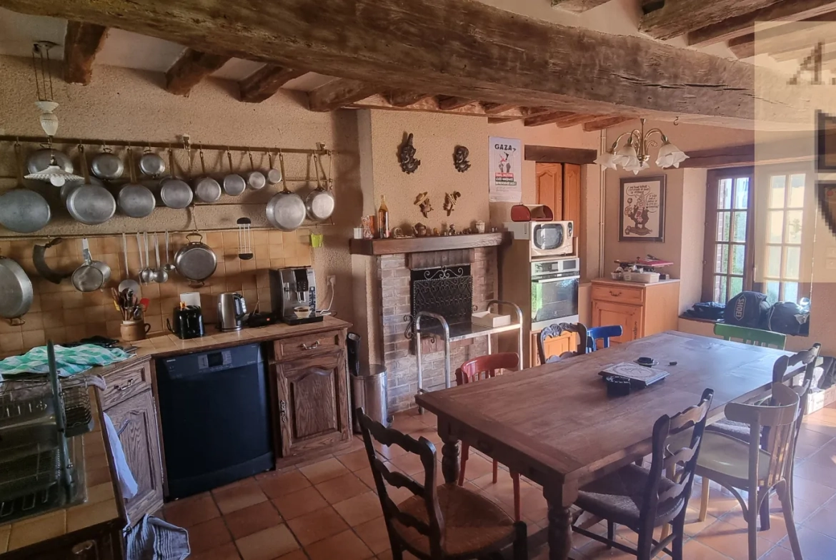 Longère en bord du Loir avec jardin, proche de Vendôme – Charme et authenticité 