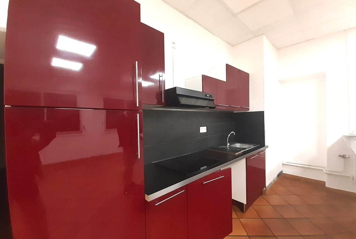 Appartement T3/4 rénové à Perpignan, idéal investisseur ou premier achat à proximité du centre-ville 