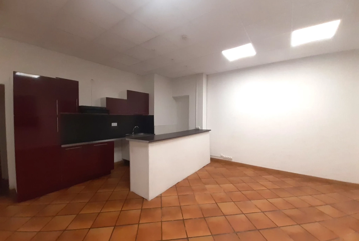 Appartement T3/4 rénové à Perpignan, idéal investisseur ou premier achat à proximité du centre-ville 