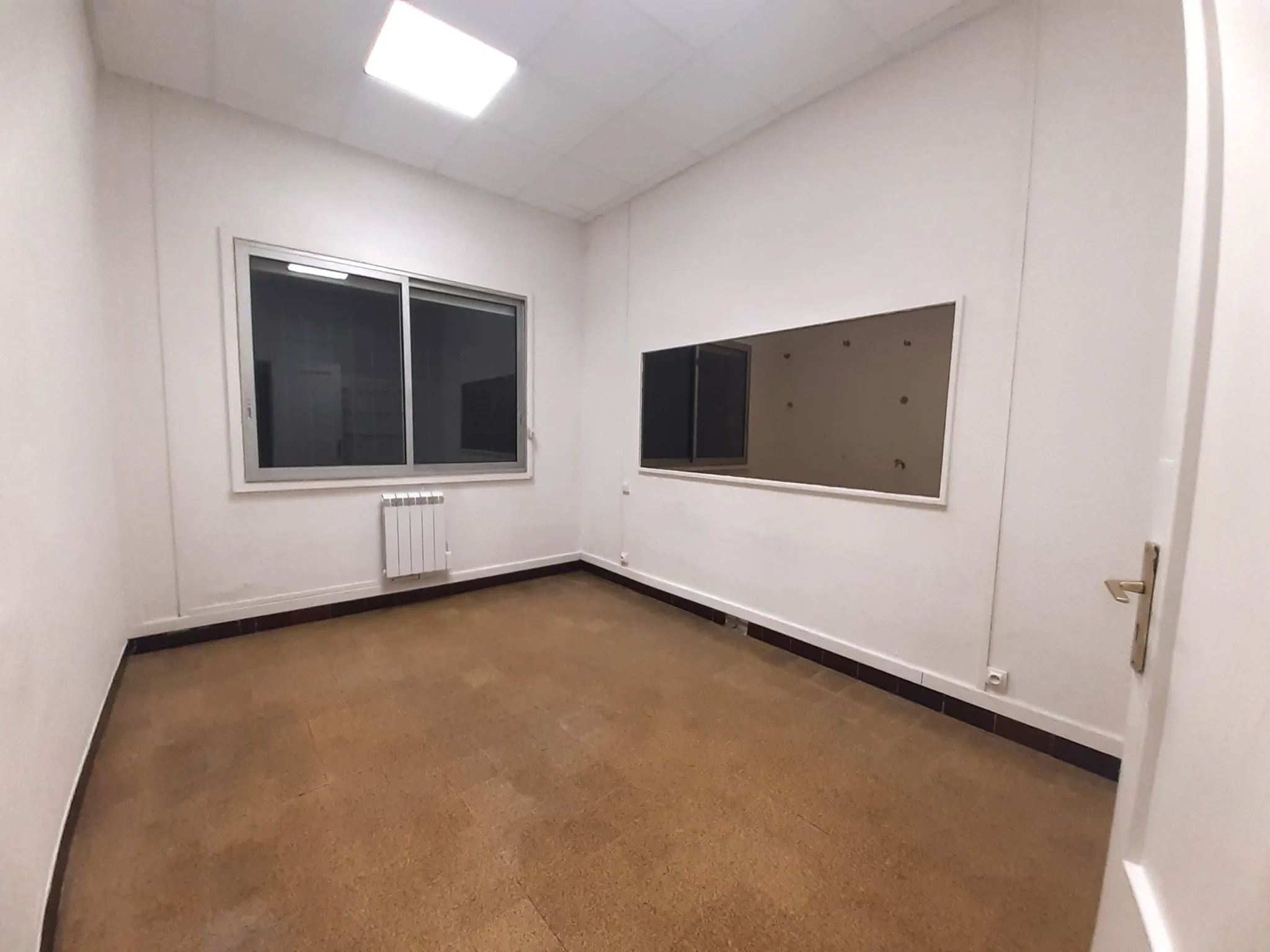 Appartement T3/4 rénové à Perpignan, idéal investisseur ou premier achat à proximité du centre-ville 