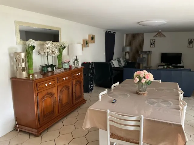 Maison rénovée avec 4 chambres à Bulgneville - Proche A31 