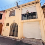 Maison de village de 110 m² avec garage, cour et terrasses à Fourques