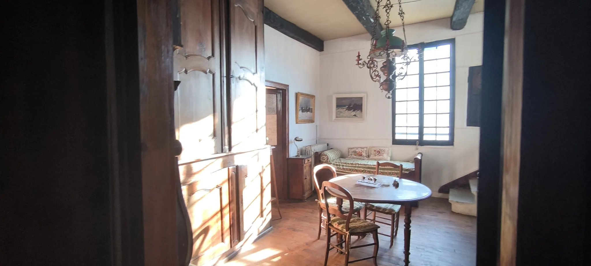 Maison en pierre avec vue panoramique à Conques-en-Rouergue 