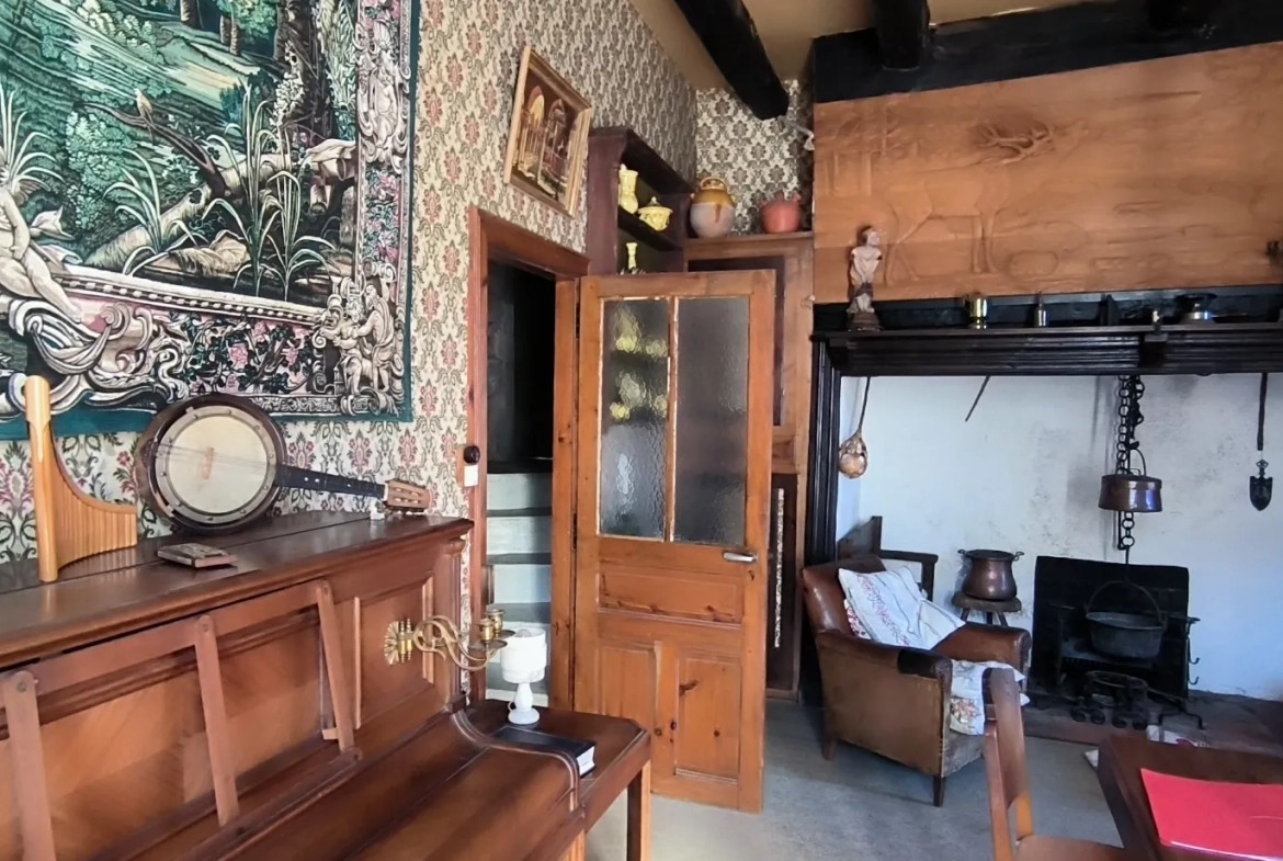 Maison en pierre avec vue panoramique à Conques-en-Rouergue 