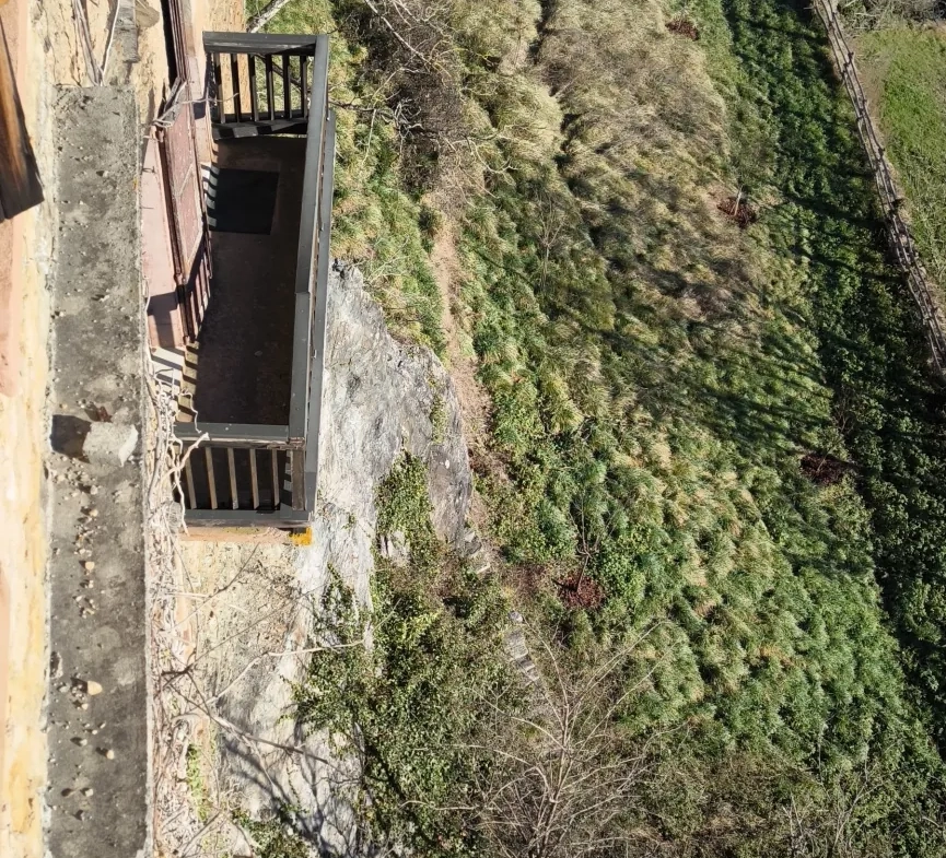 Maison en pierre avec vue panoramique à Conques-en-Rouergue 
