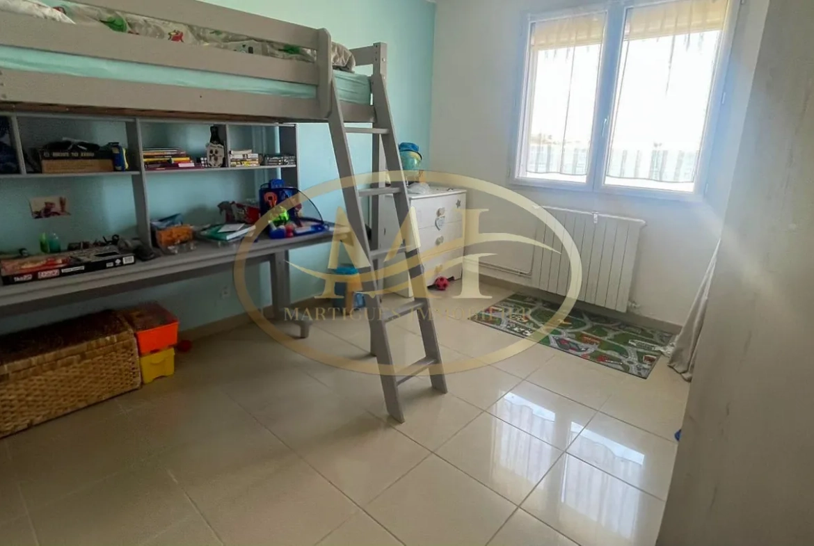 Appartement 4 pièces à Port-de-Bouc avec cave et parking - Idéal premier achat 