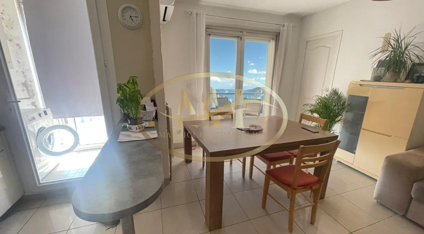 Appartement 4 pièces à Port-de-Bouc avec cave et parking - Idéal premier achat 