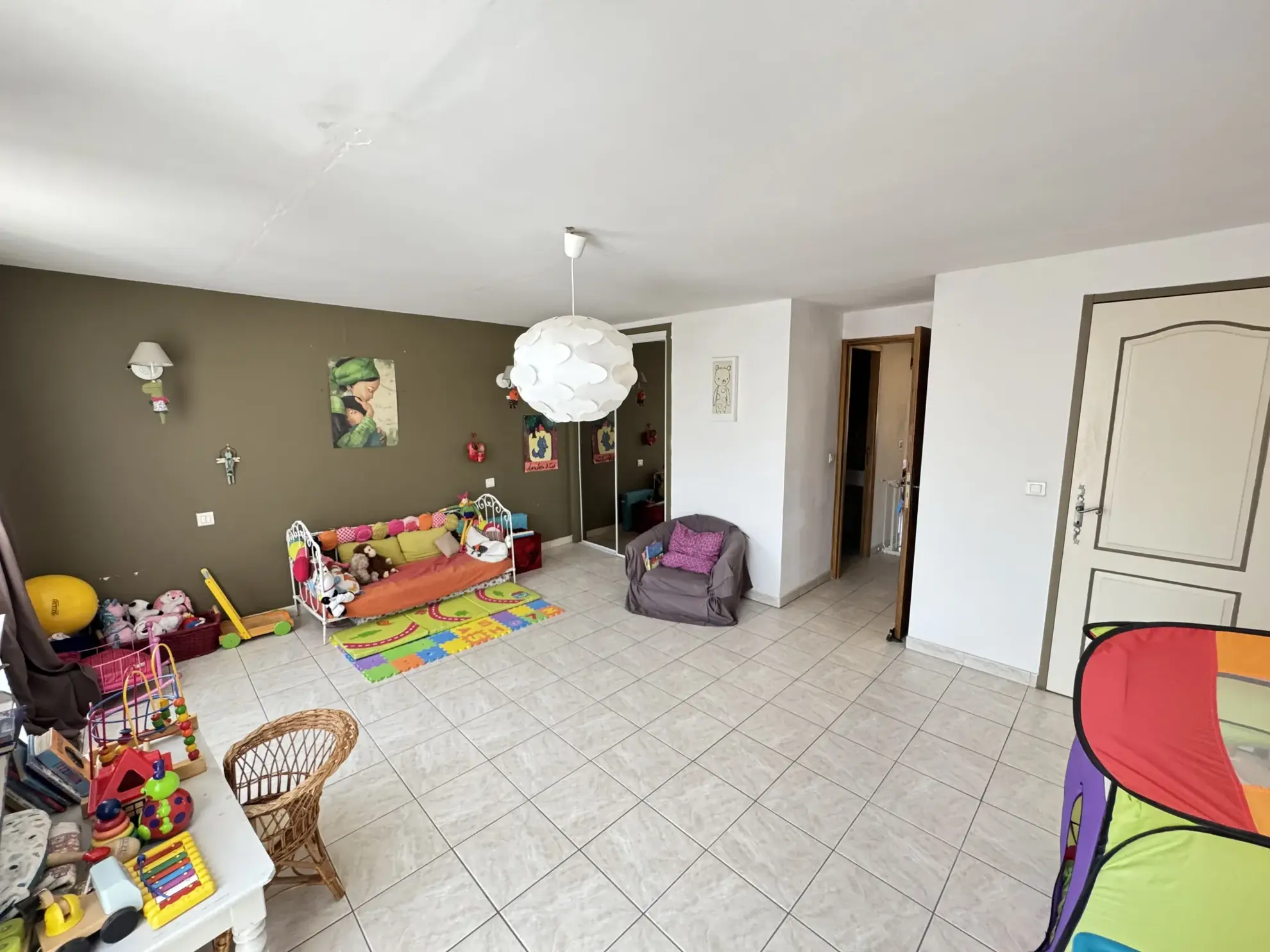 Maison de village lumineuse et spacieuse à La Saulce - 176 m² avec garage 