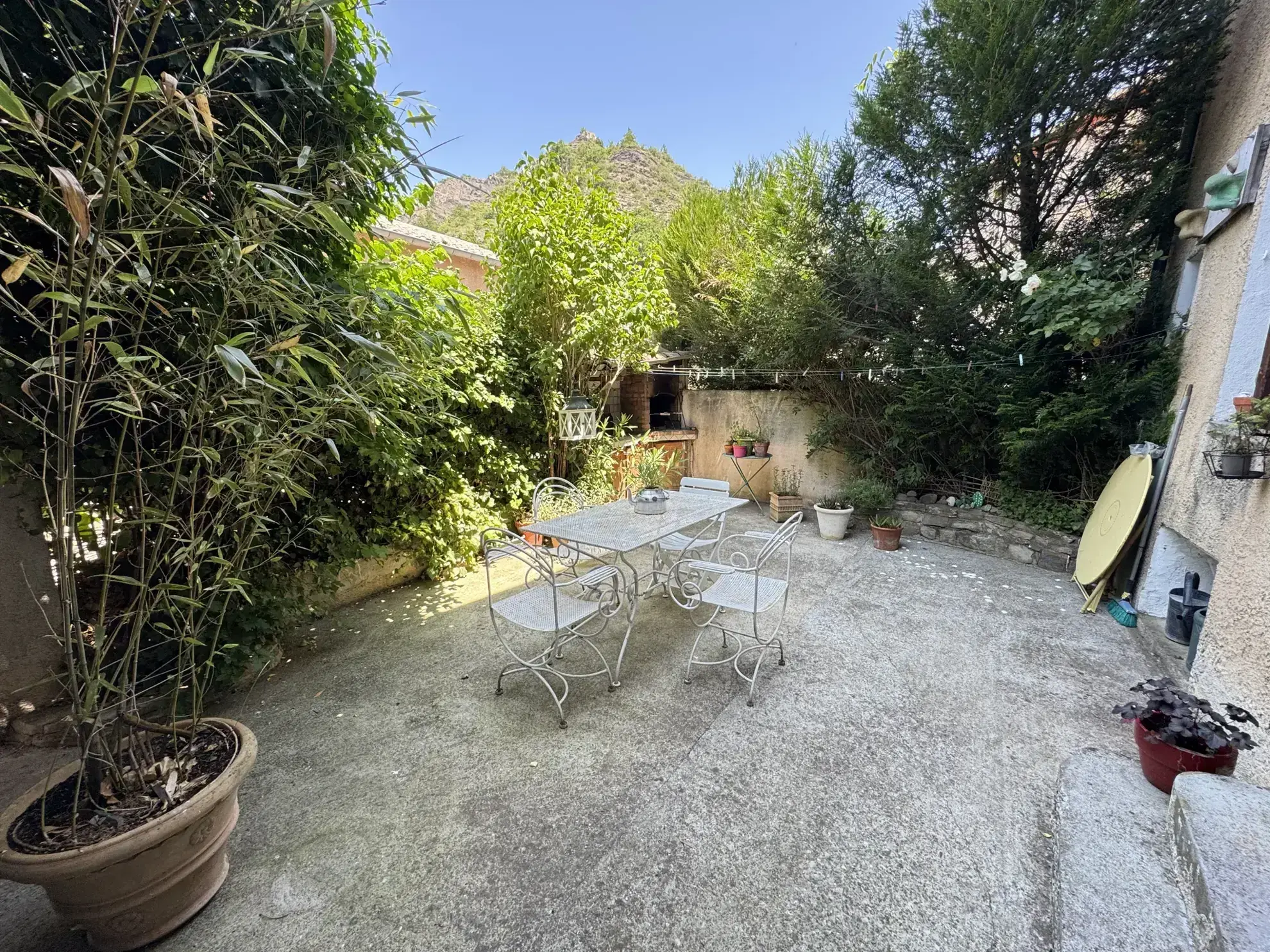 Maison de village lumineuse et spacieuse à La Saulce - 176 m² avec garage 