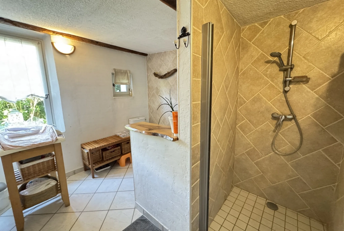 Maison de village lumineuse et spacieuse à La Saulce - 176 m² avec garage 