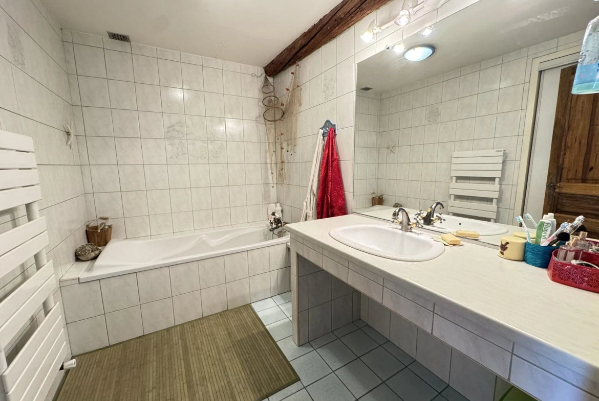 Maison de village lumineuse et spacieuse à La Saulce - 176 m² avec garage 