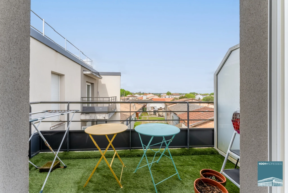 Appartement T2 de 35 m² avec balcon à Parempuyre en résidence récente 