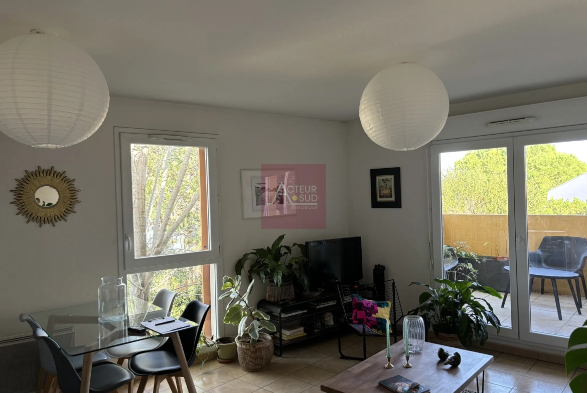 Appartement 3 pièces à Montpellier avec terrasse et parking, calme et récent 