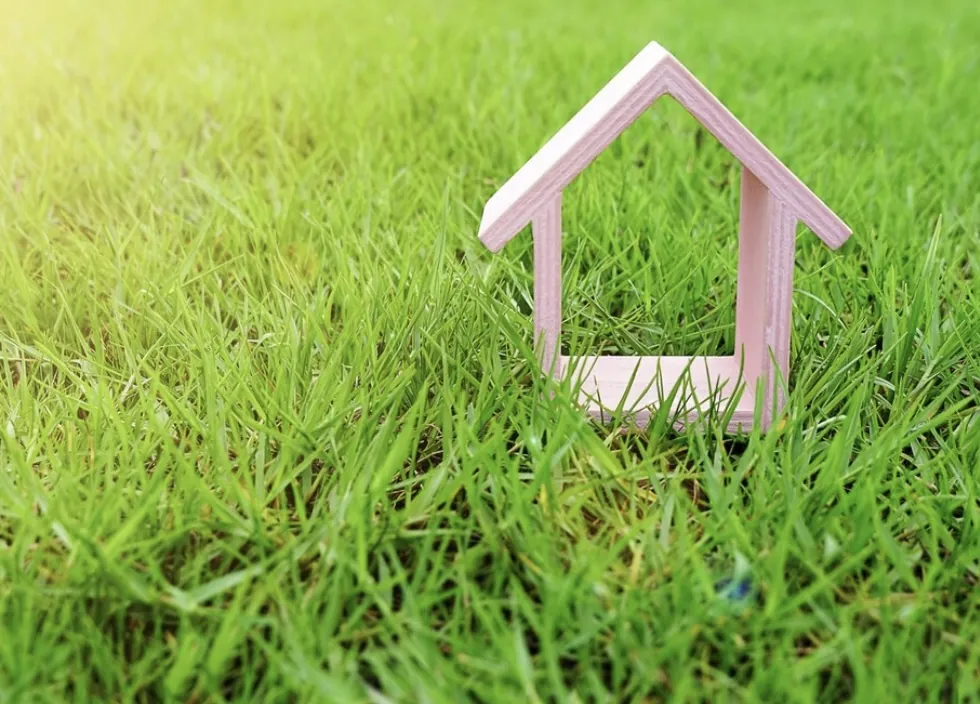 Terrain constructible de 837 m² à Bertrange, proche Metz et Thionville 