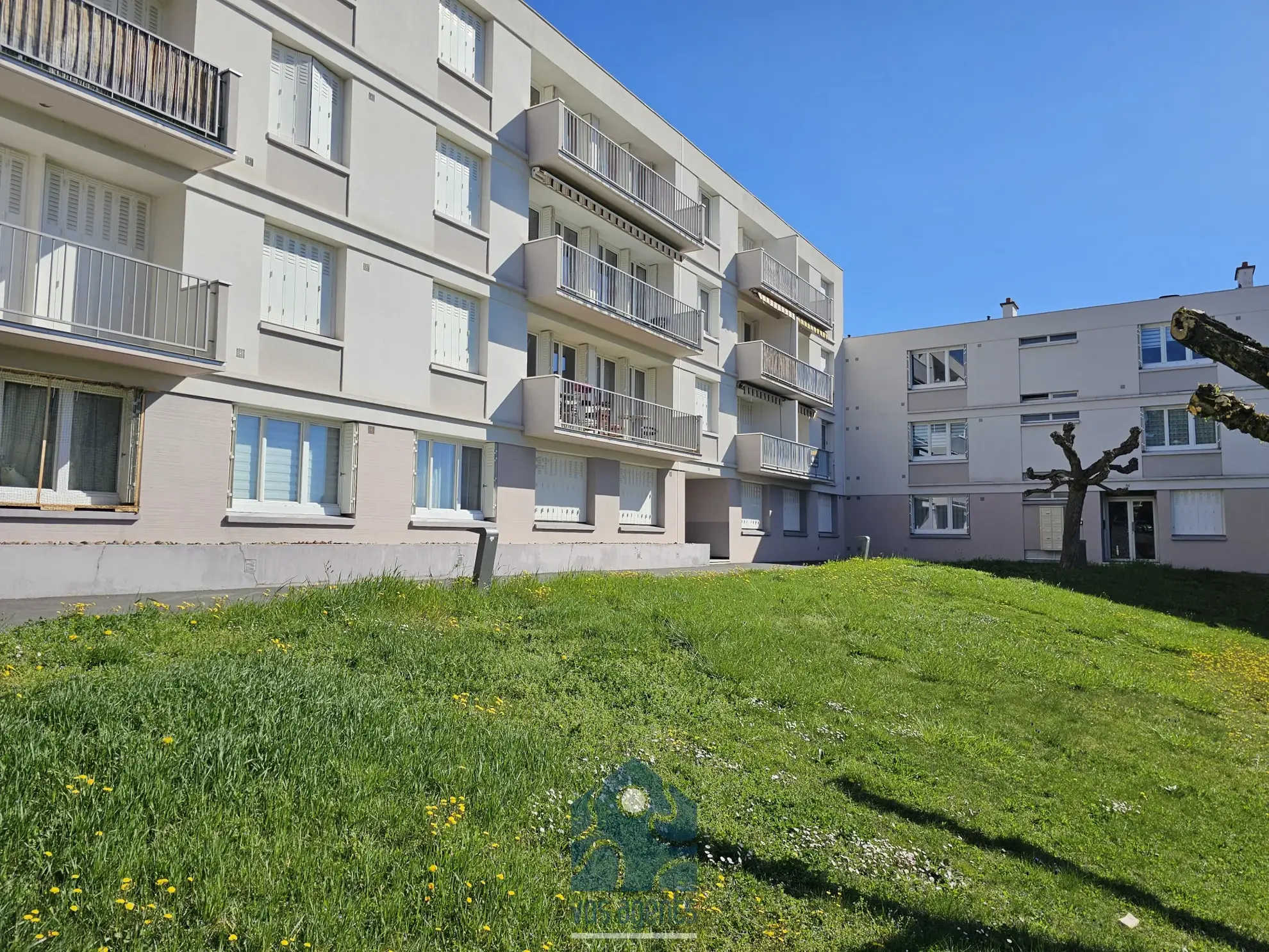 À vendre appartement 3 pièces avec balcon, garage et cave à Clermont-Ferrand 