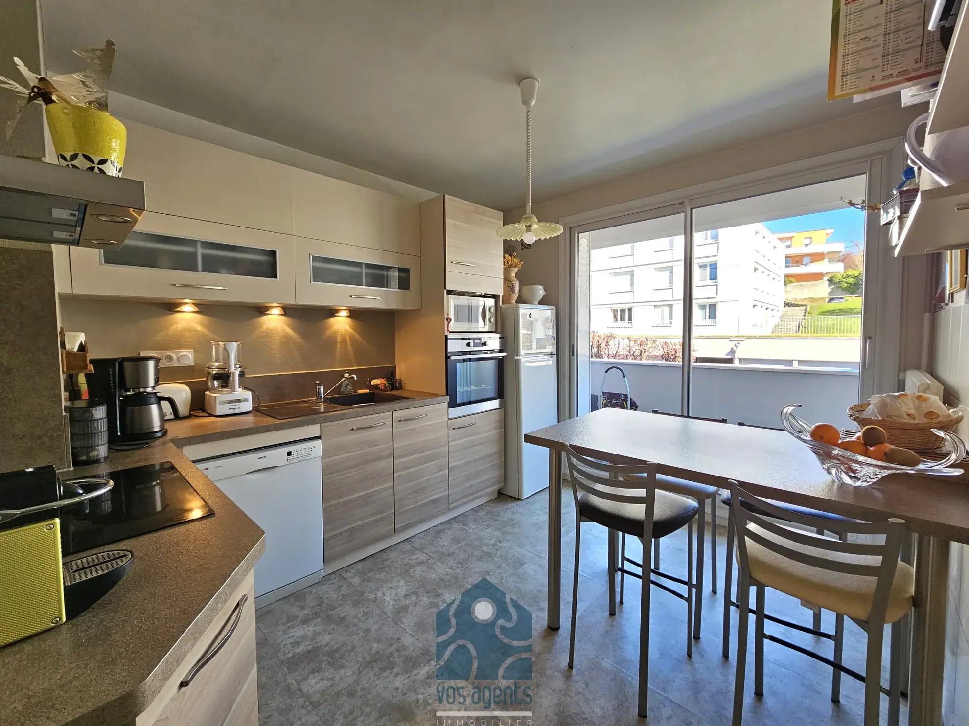 À vendre appartement 3 pièces avec balcon, garage et cave à Clermont-Ferrand 