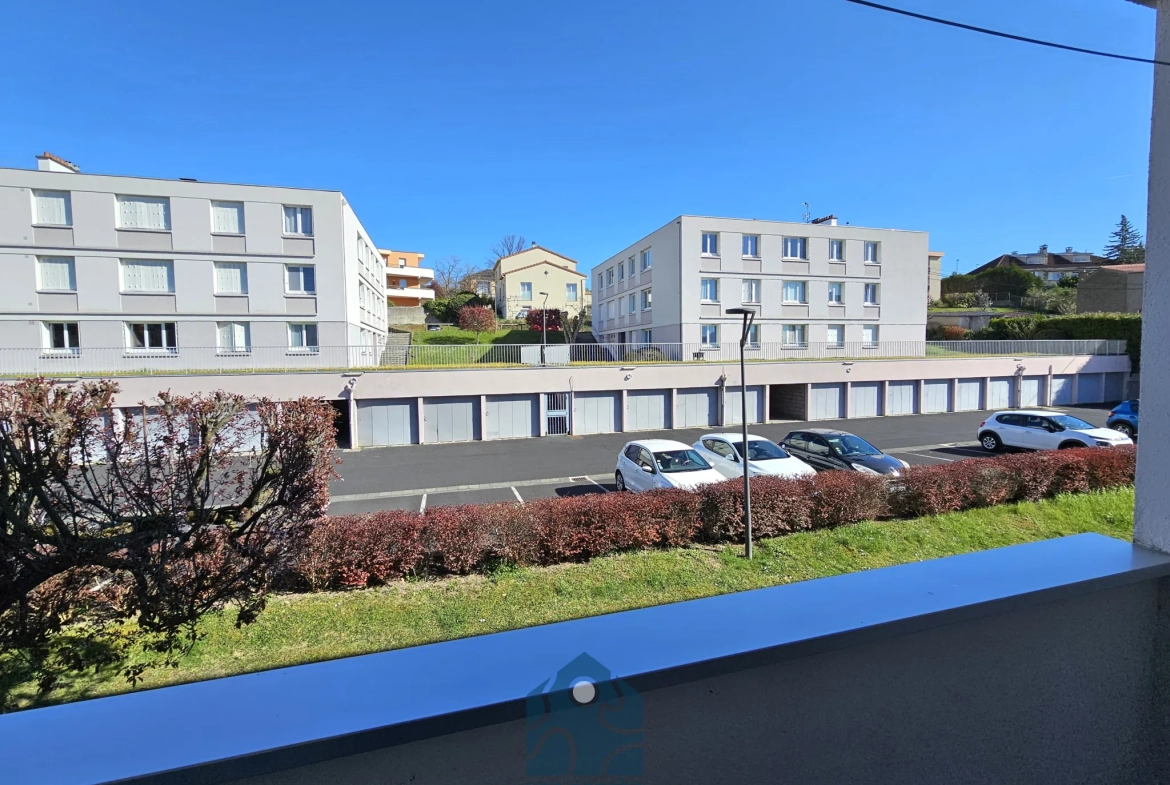 À vendre appartement 3 pièces avec balcon, garage et cave à Clermont-Ferrand 