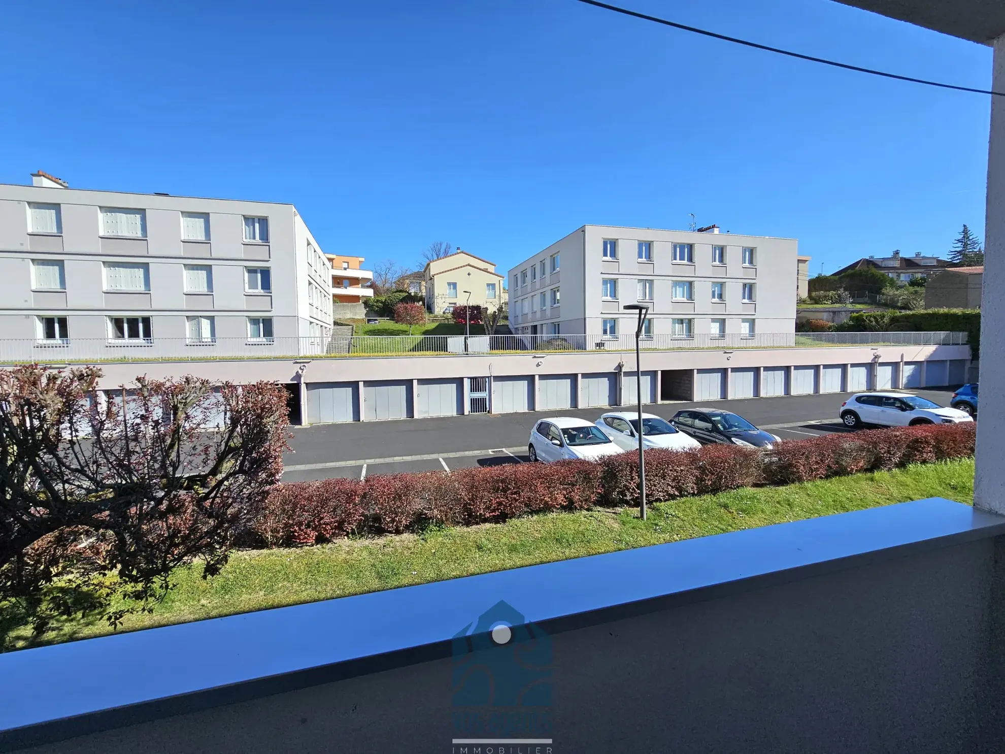 À vendre appartement 3 pièces avec balcon, garage et cave à Clermont-Ferrand 