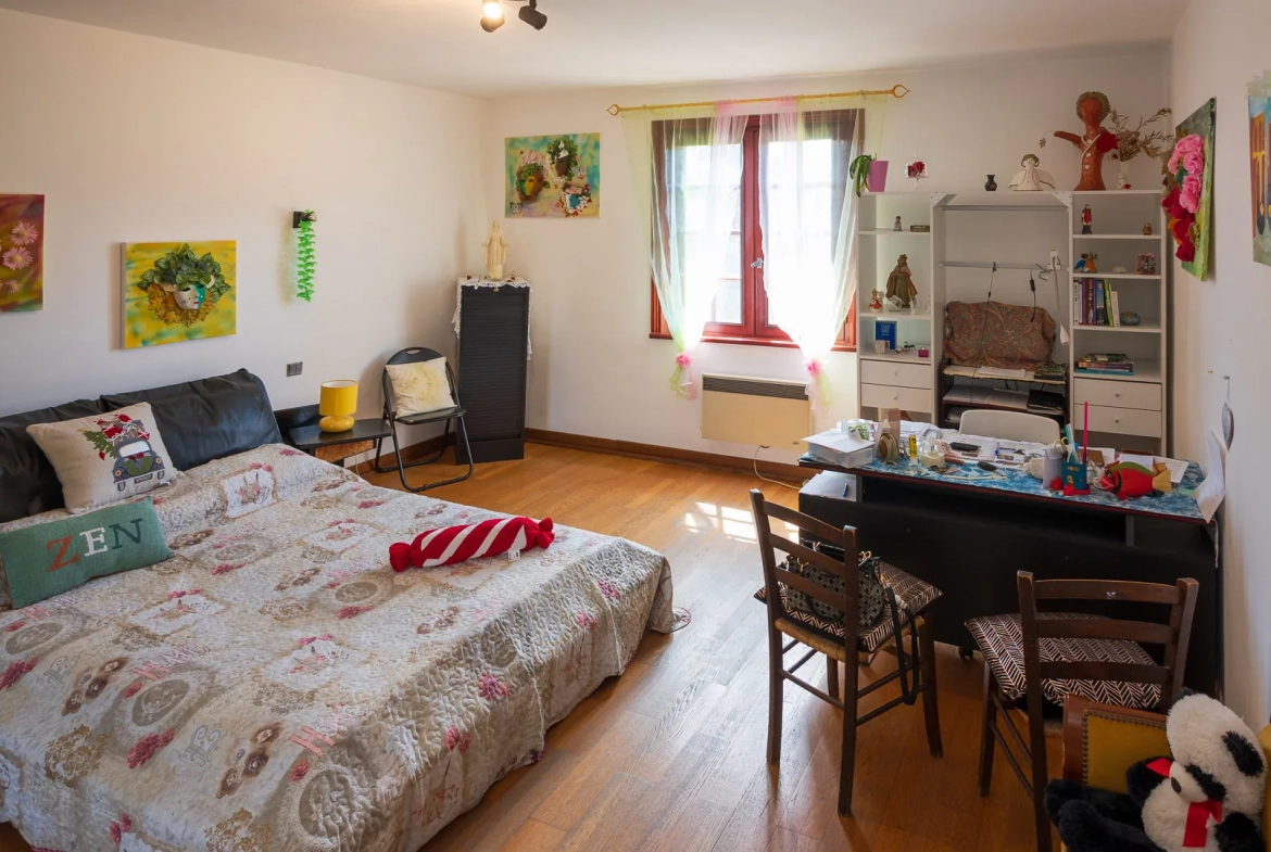 Grande villa à Caunes Minervois avec vue sur montagne et garage 