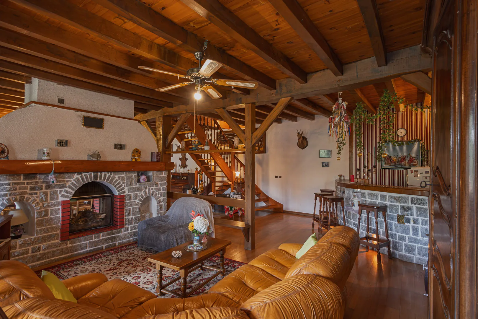 Grande villa à Caunes Minervois avec vue sur montagne et garage 