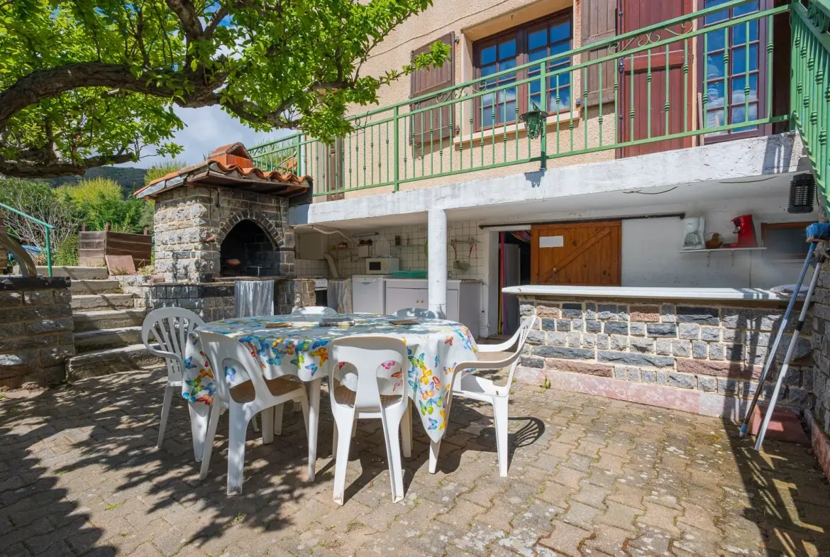 Grande villa à Caunes Minervois avec vue sur montagne et garage 