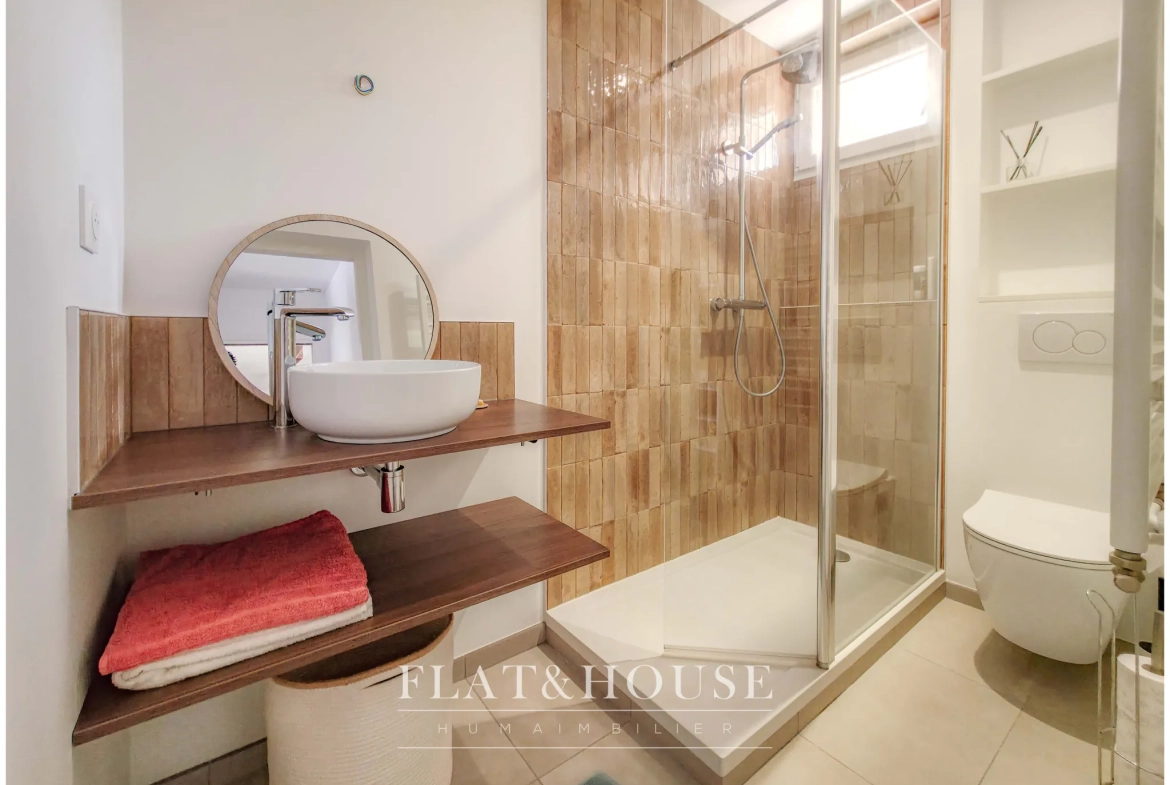 Charmant T2 de 42m² avec grenier aménageable à Nantes Mellinet 