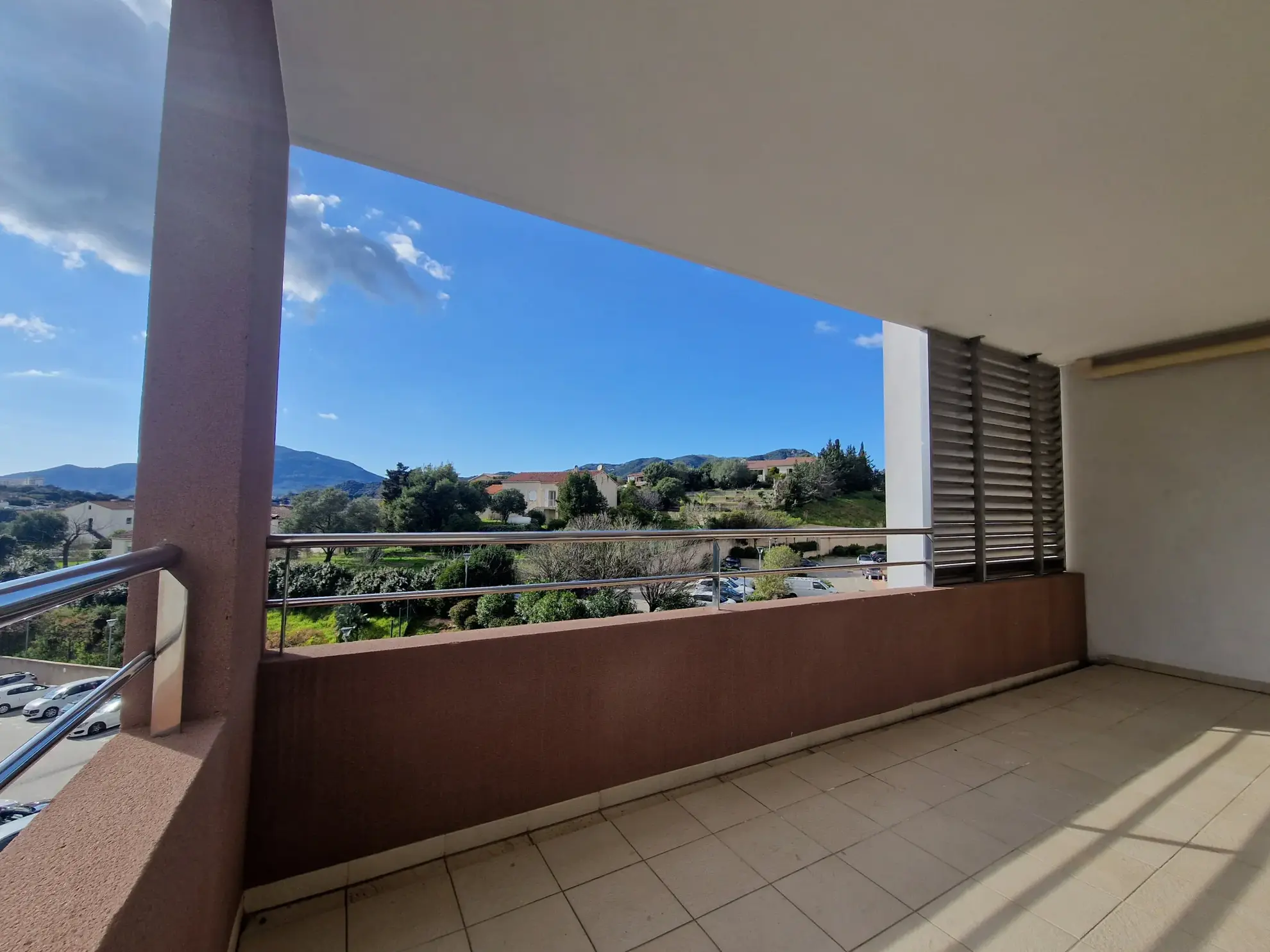 À vendre appartement F2 avec terrasse à Ajaccio proche Mezzavia 