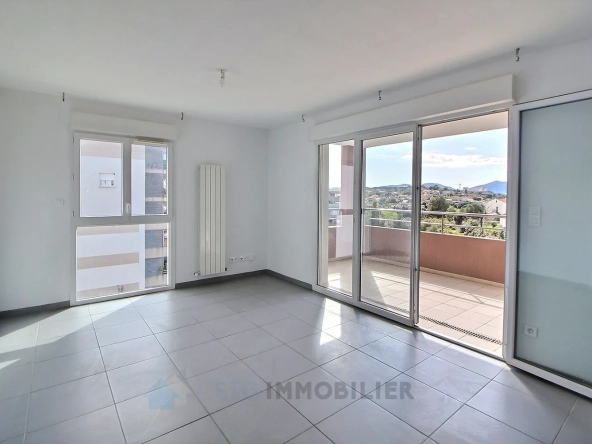 À vendre appartement F2 avec terrasse à Ajaccio proche Mezzavia