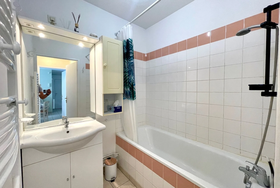 Appartement T2 avec Balcon et Parking à Rivery, Amiens 