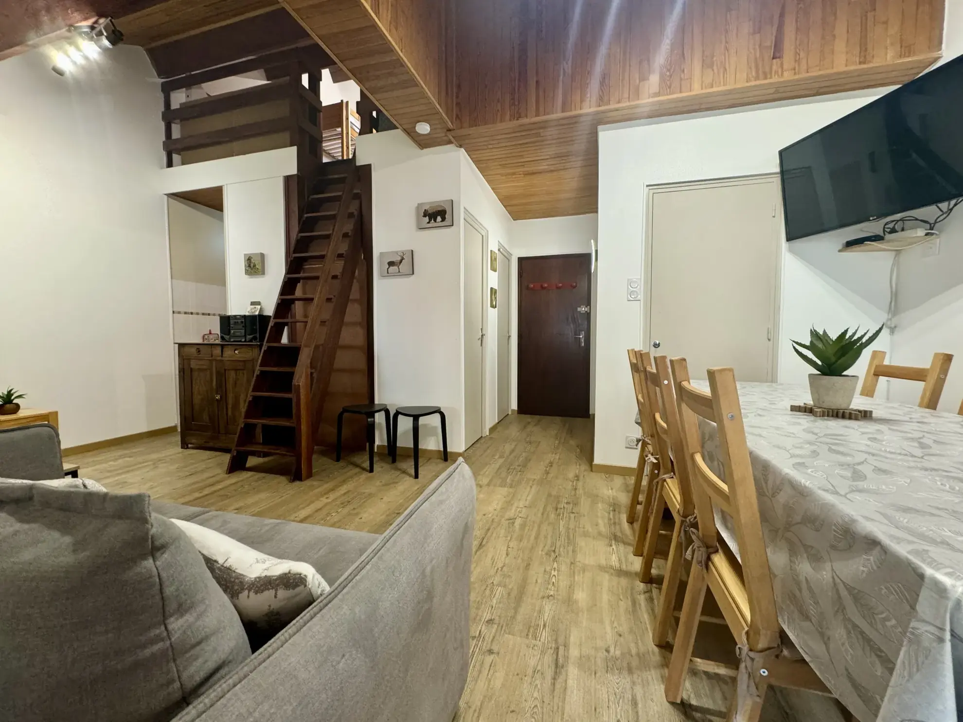 Charmant appartement duplex rénové de 50,38 m² avec vue sur les pistes aux Deux Alpes 
