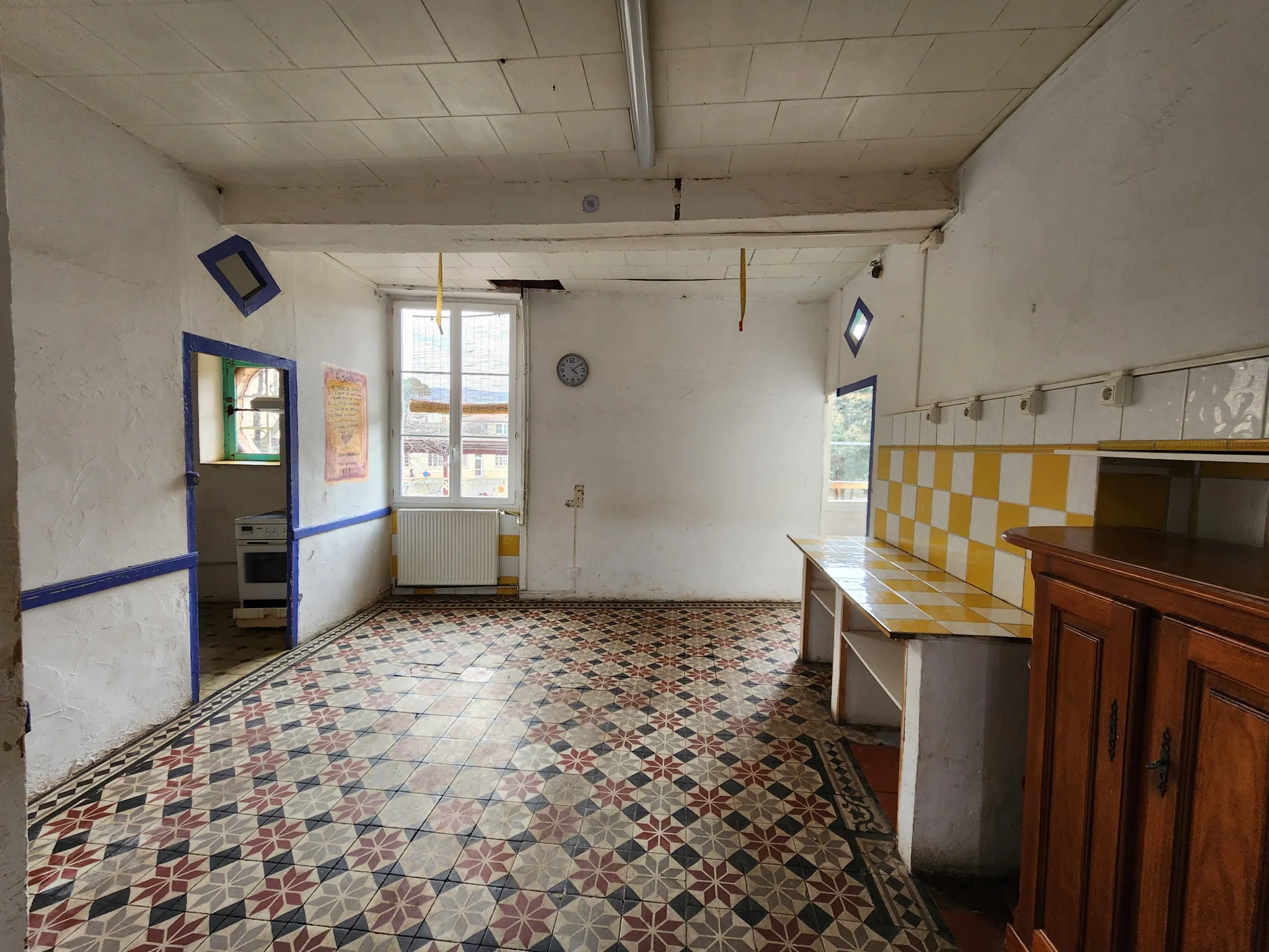 Immeuble de 370 m² à Lodève - Opportunité d'investissement ou profession libérale 