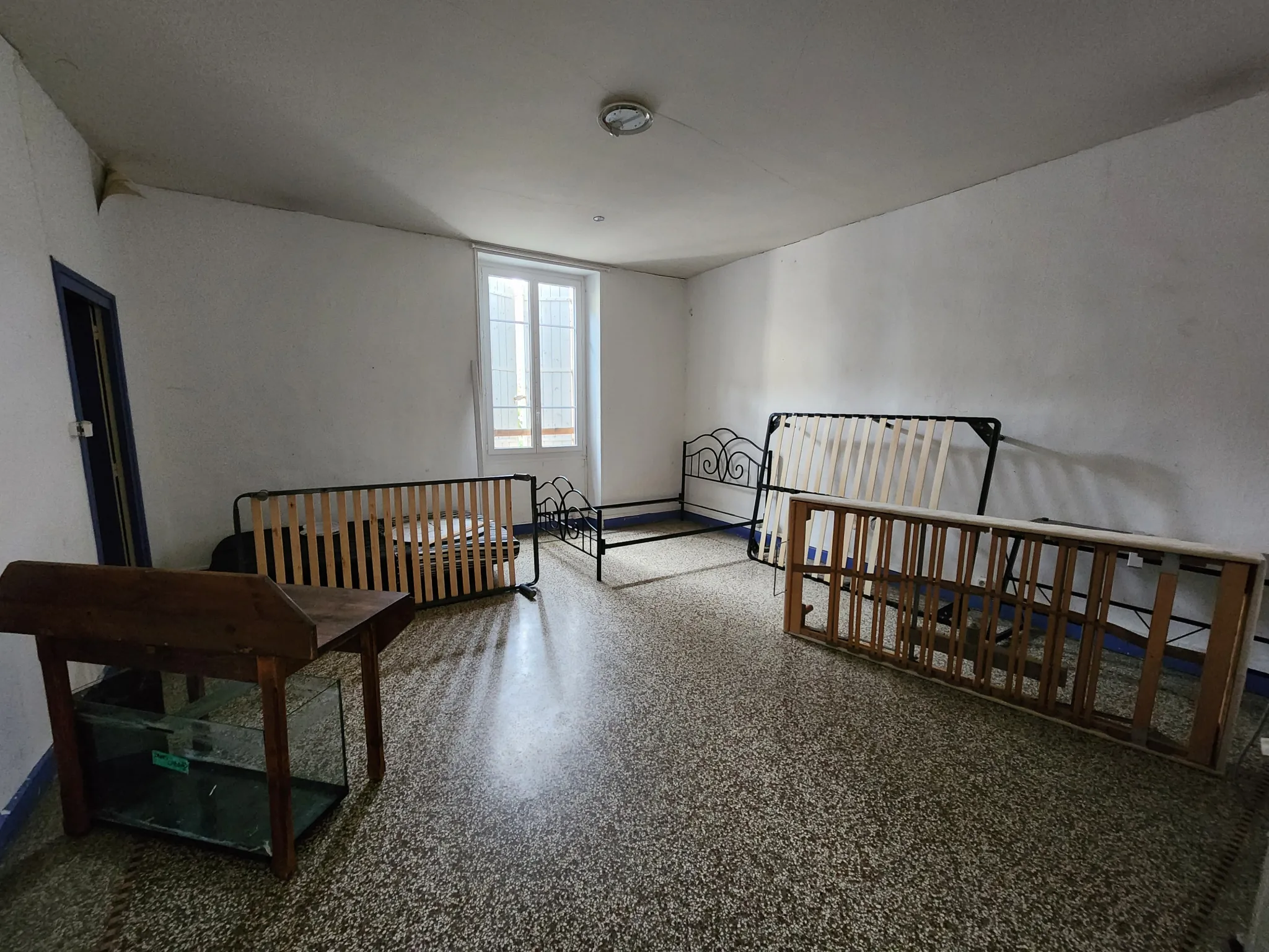 Immeuble de 370 m² à Lodève - Opportunité d'investissement ou profession libérale 