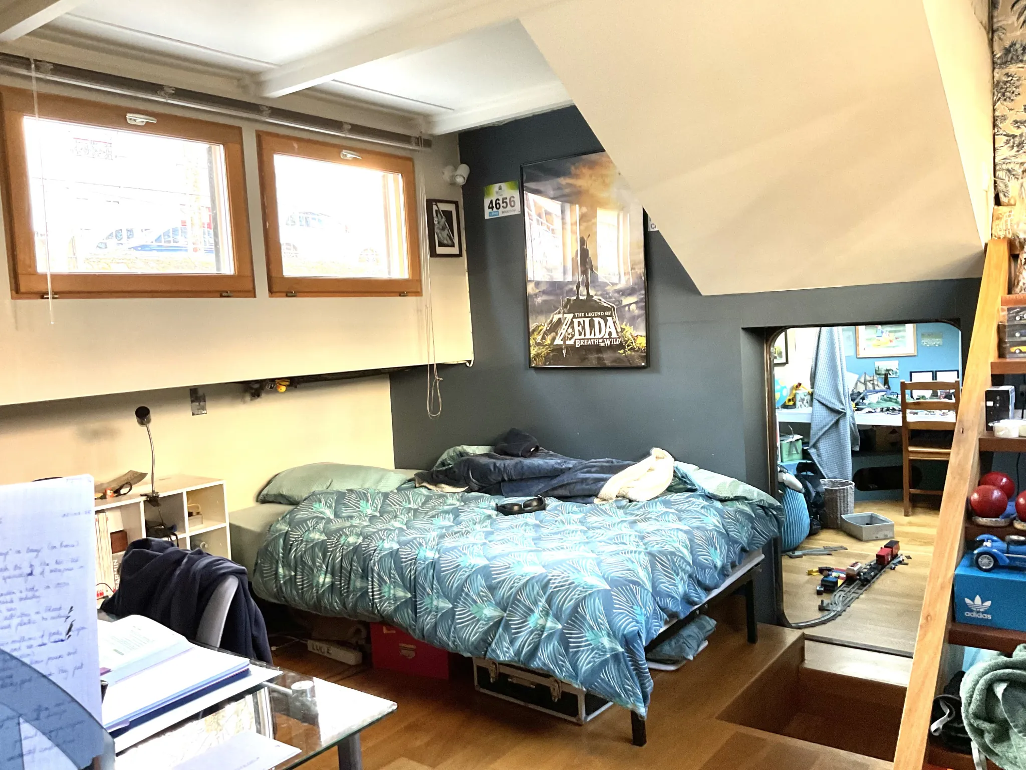 Péniche Résidentielle à Vendre au Mans – Vie Unique en Bord de l'Eau 