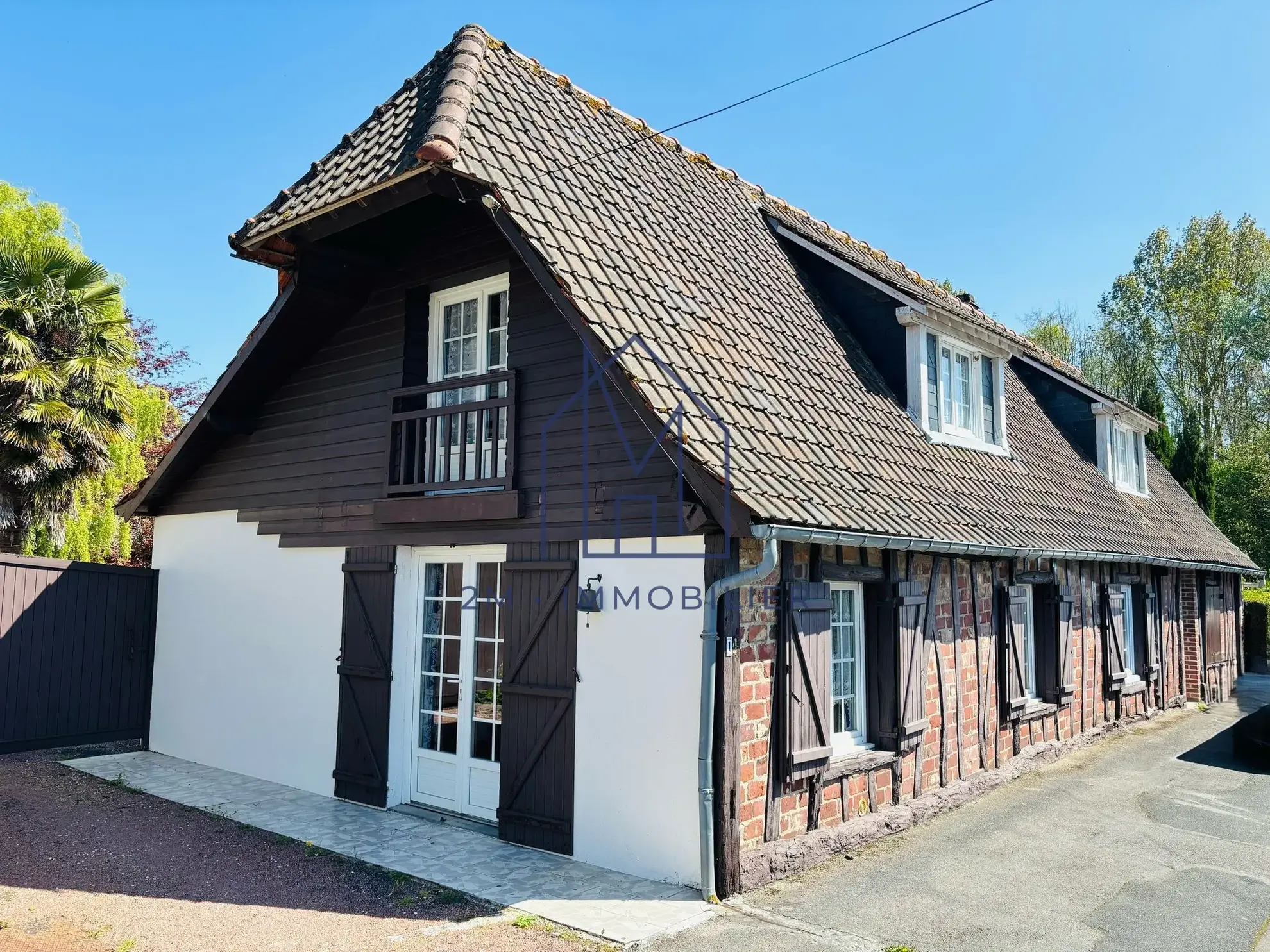 Maison familiale de 102 m² avec garages à Criel-sur-Mer près de la mer 