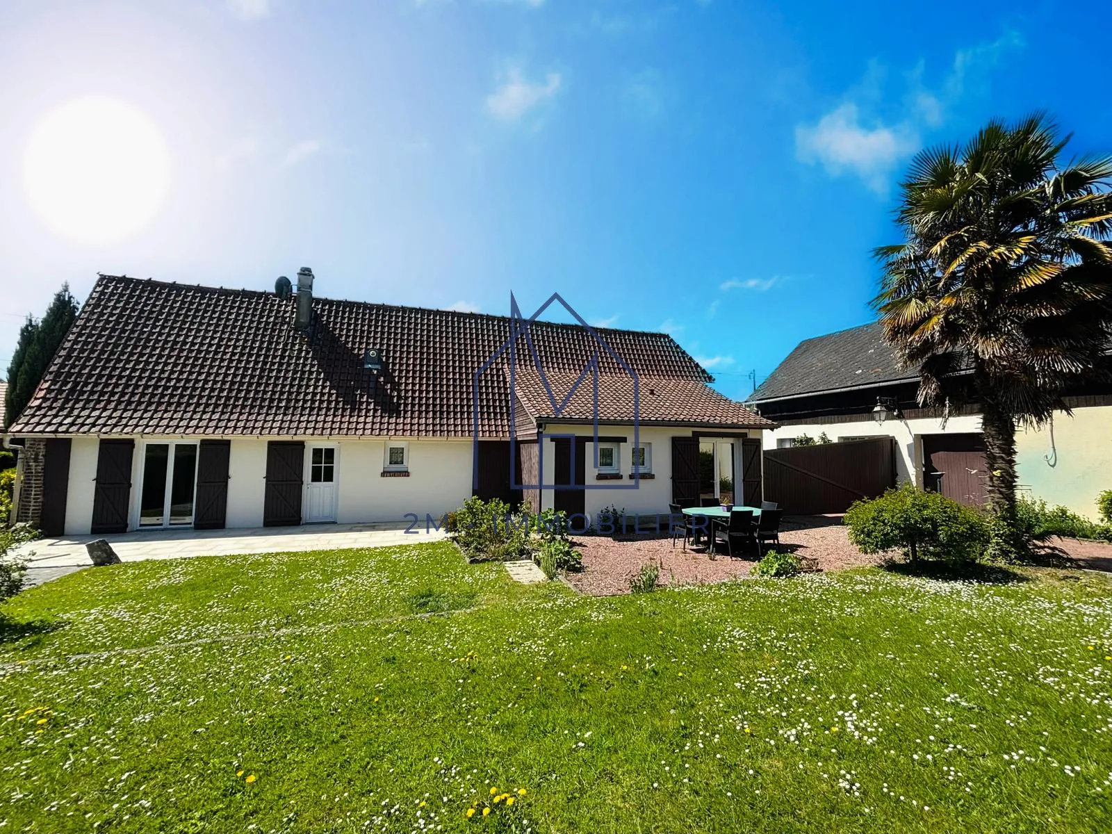 Maison familiale de 102 m² avec garages à Criel-sur-Mer près de la mer 
