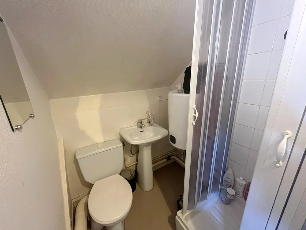 Studio à Lille Saint-Maurice proche métro, idéal investissement 